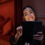 Digital Delivery Rewards Platform: Consumer using the platform receiving her digital gift